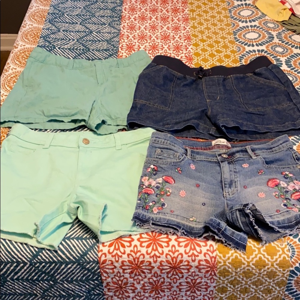 COPY - 14/16 Girls shorts lot
